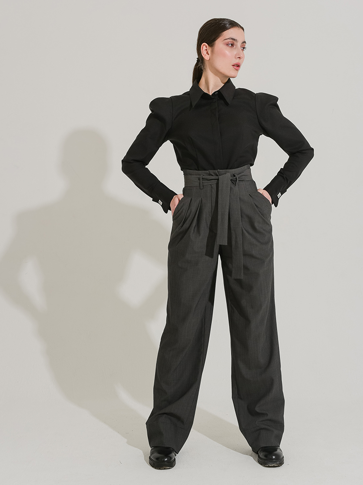 Брюки на высокой талии серые